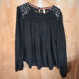 Xhilaration Black and White Smocked Blouse with Long Sleeves